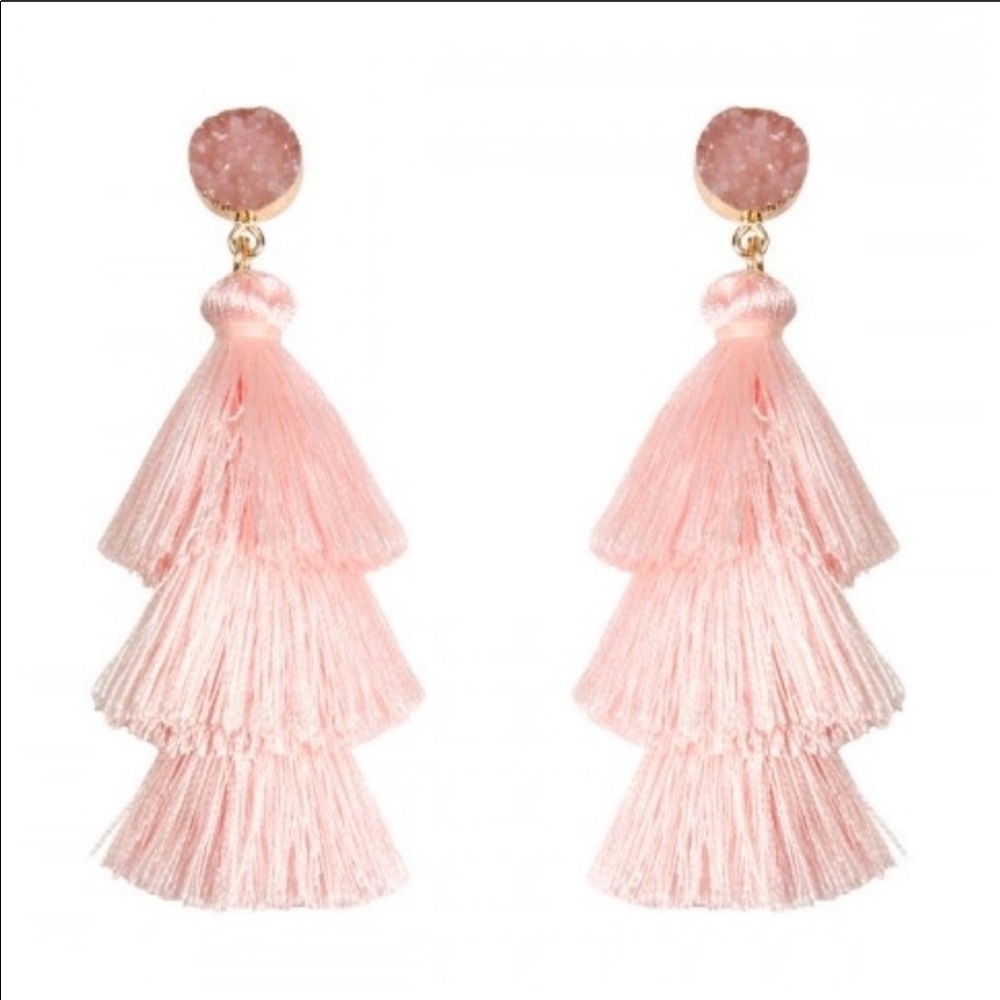 NWT. Pink druzy tassel drop earrings - Picture 1 of 2